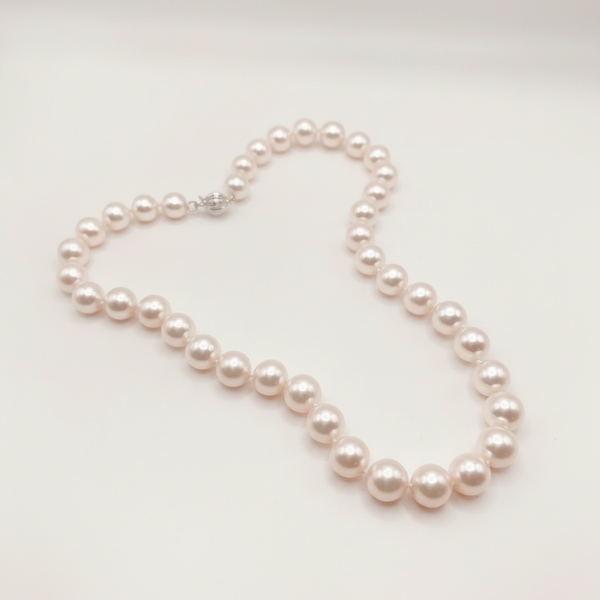 18" Single Strand Pearl Necklace