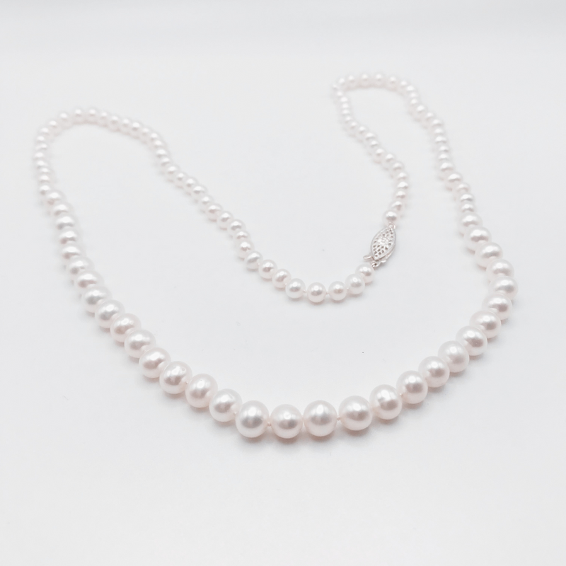 18" Graduated Pearl Necklace