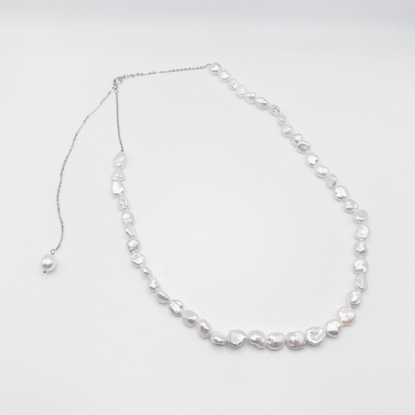Dangle Back Chain Keshi Pearl Necklace